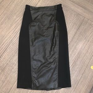 BEBE LEATHER DETAIL MIDI SKIRT